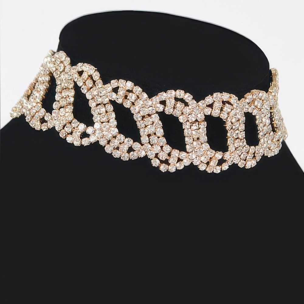 Rhinestone Chain Choker - Picture 2 of 5